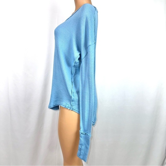 Free People Women’s Sz S Blue Long Sleeve Oversized Soft Knit Shirt We The Free - Picture 4 of 14